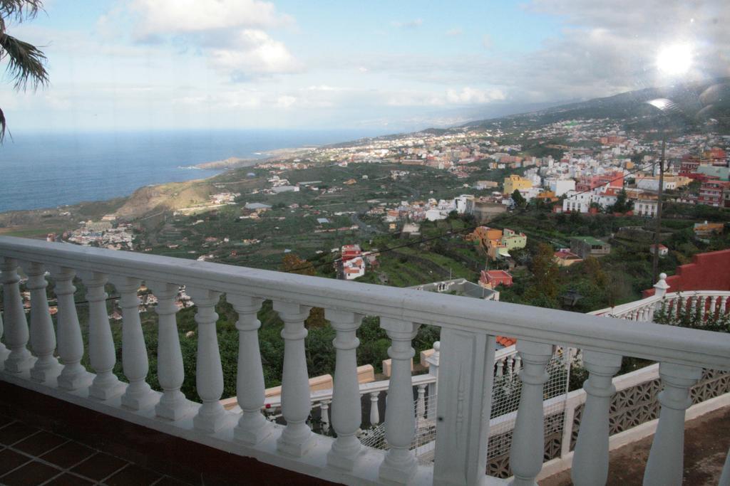 Vivienda Vacacional Paseo Mirabal Икод-де-лос-Винос Номер фото